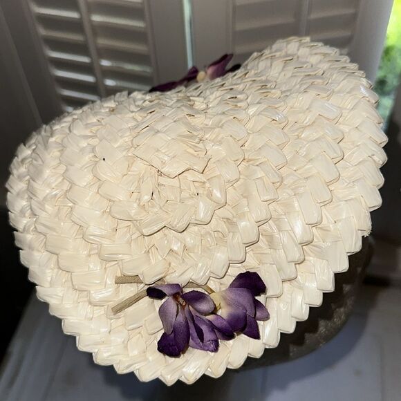 Vintage 50s/60s Jean Allen of Gage Cream Woven Hat with Purple Floral Detailing‎ main image 5
